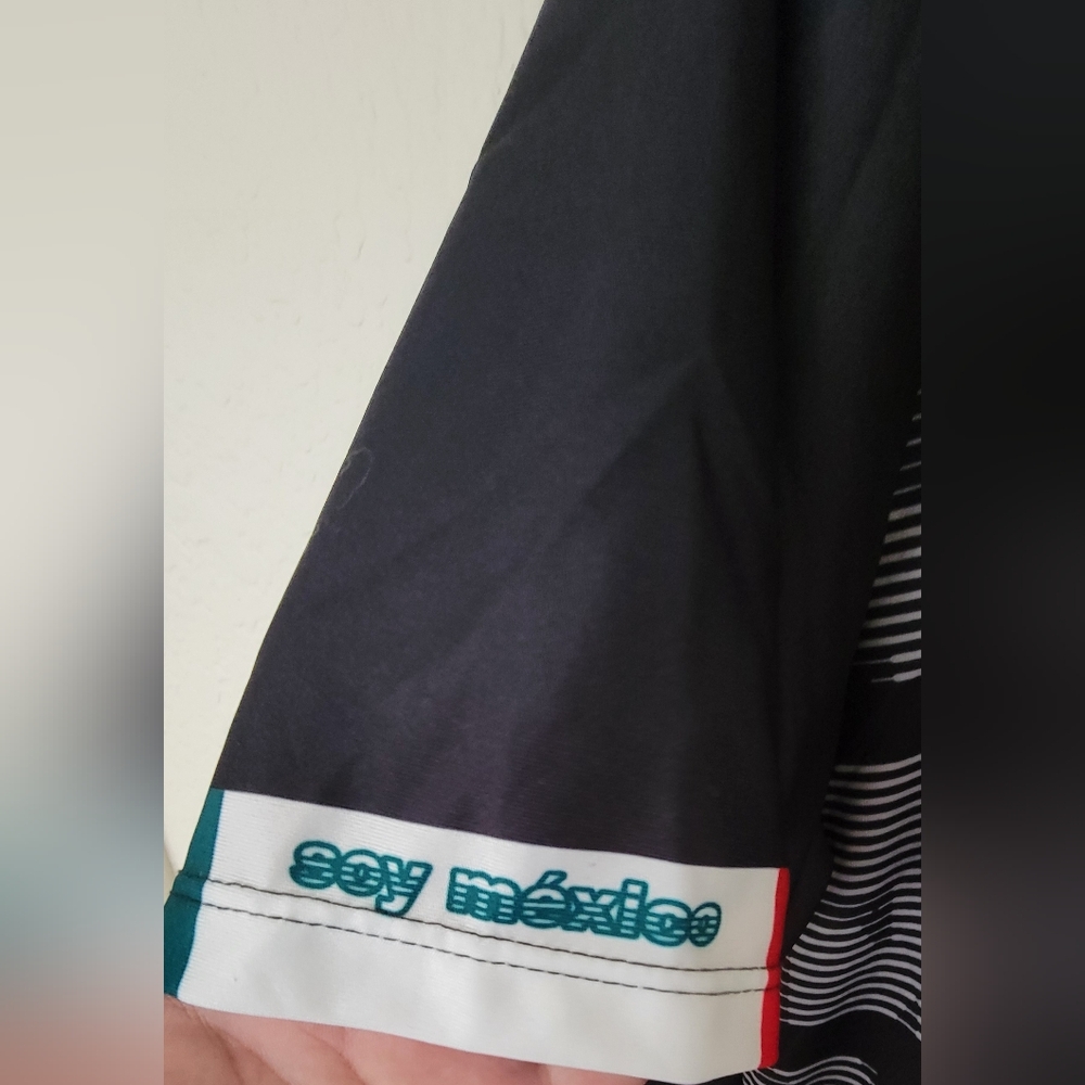 Medium Black‎ Mexico Men's Shirt - Picture 4 of 5